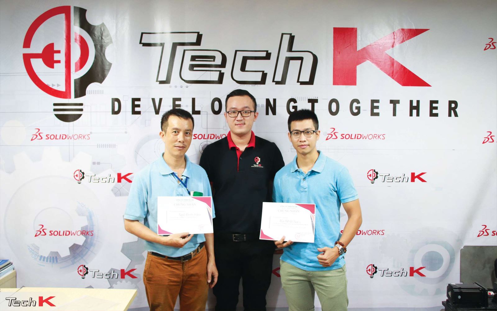 Học viên đạt chứng nhận đào tạo tại TechK sau khóa học Mastercam